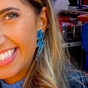 ⚡️ LIGHTNING BOLT STUDS